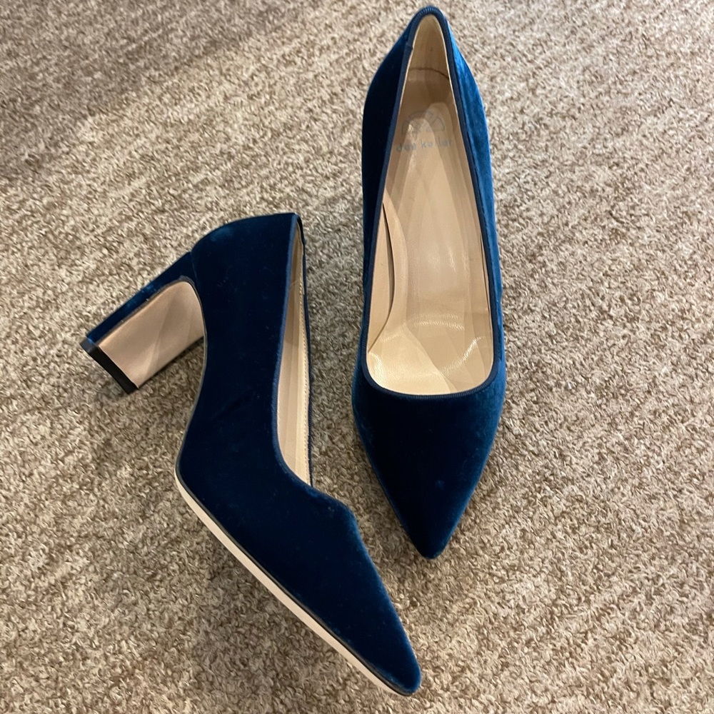 Dee Keller Park Pumps in Navy Blue Velvet